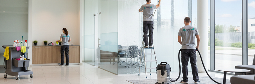 Nettoyage professionnel Gien Sologne - NVS équipe matériel moderne